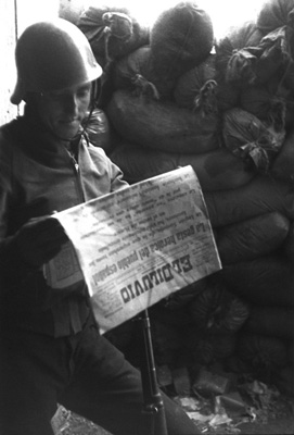 Leyendo El Diluvio en la trinchera